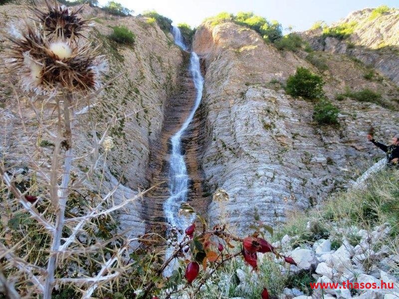 Az öreg falu, a vén platán és a folyók meséje